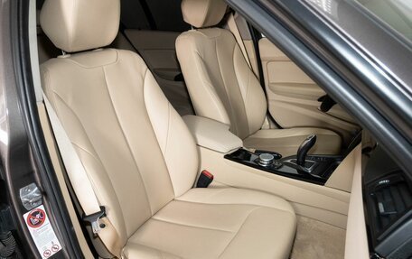 BMW 3 серия, 2015 год, 1 420 000 рублей, 14 фотография