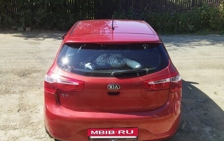 KIA Rio III рестайлинг, 2013 год, 800 000 рублей, 2 фотография