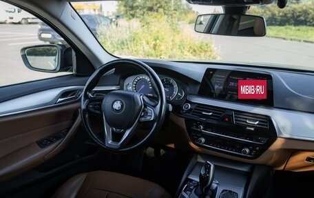BMW 5 серия, 2018 год, 3 650 000 рублей, 21 фотография