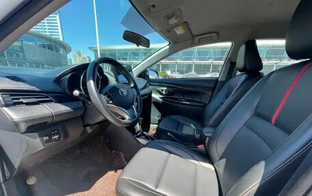 Toyota Yaris XP150 рестайлинг, 2021 год, 1 547 856 рублей, 7 фотография
