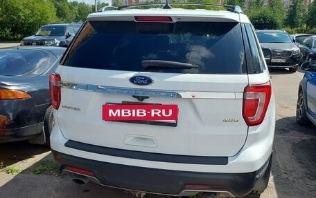 Ford Explorer VI, 2018 год, 3 200 000 рублей, 3 фотография