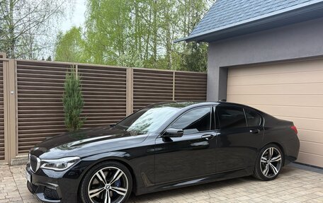 BMW 7 серия, 2017 год, 4 500 000 рублей, 2 фотография