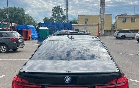 BMW 7 серия, 2016 год, 3 350 000 рублей, 2 фотография