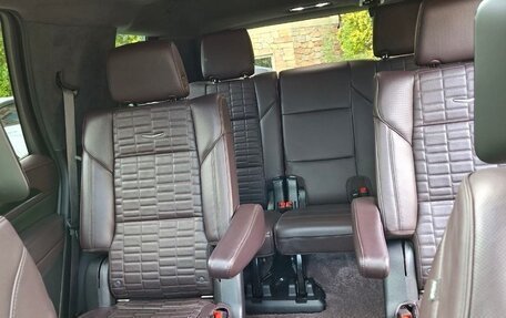 Cadillac Escalade V, 2022 год, 9 200 000 рублей, 13 фотография