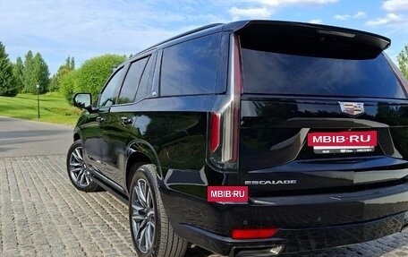 Cadillac Escalade V, 2022 год, 9 200 000 рублей, 7 фотография
