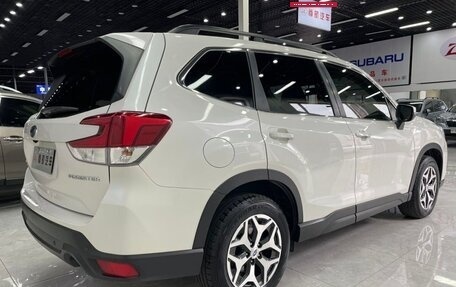 Subaru Forester, 2019 год, 3 050 000 рублей, 3 фотография