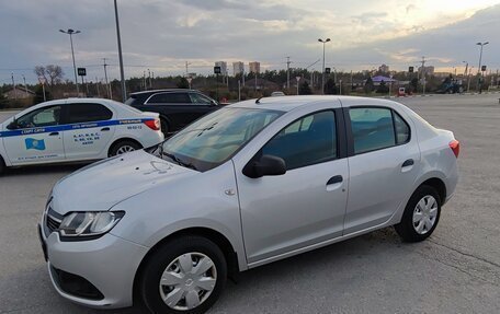 Renault Logan II, 2016 год, 1 050 000 рублей, 10 фотография