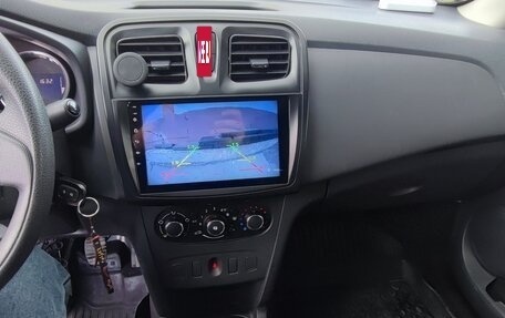 Renault Logan II, 2016 год, 1 050 000 рублей, 22 фотография