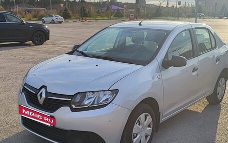 Renault Logan II, 2016 год, 1 050 000 рублей, 17 фотография