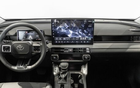 Toyota RAV4, 2026 год, 4 370 000 рублей, 6 фотография
