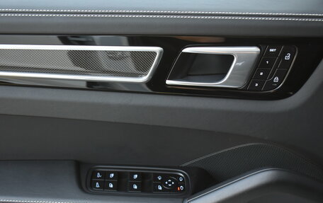 Porsche Cayenne III, 2022 год, 14 200 000 рублей, 26 фотография