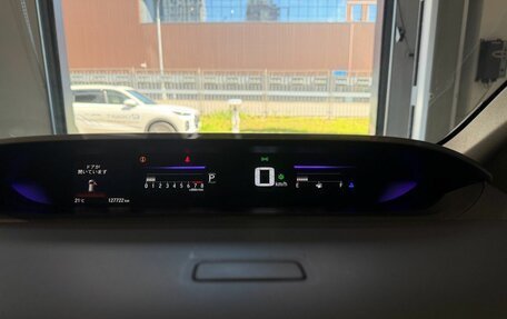 Honda Stepwgn IV, 2017 год, 1 749 000 рублей, 18 фотография