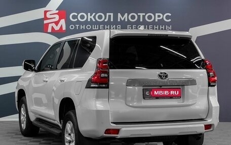 Toyota Land Cruiser Prado 150 рестайлинг 2, 2019 год, 5 699 900 рублей, 4 фотография