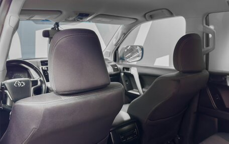 Toyota Land Cruiser Prado 150 рестайлинг 2, 2019 год, 5 699 900 рублей, 18 фотография