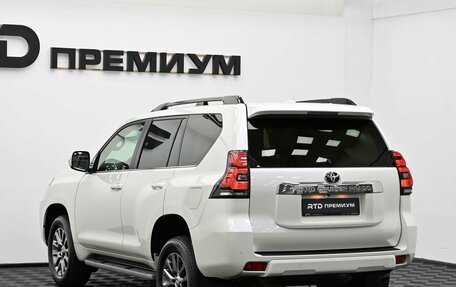 Toyota Land Cruiser Prado 150 рестайлинг 2, 2019 год, 4 790 000 рублей, 6 фотография