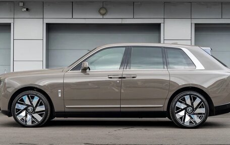 Rolls-Royce Cullinan, 2025 год, 56 990 000 рублей, 6 фотография
