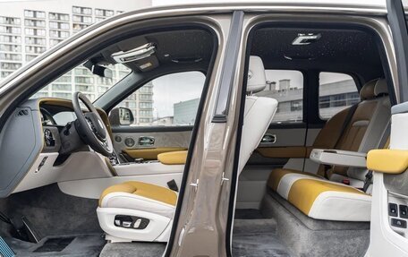 Rolls-Royce Cullinan, 2025 год, 56 990 000 рублей, 16 фотография
