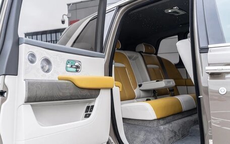 Rolls-Royce Cullinan, 2025 год, 56 990 000 рублей, 37 фотография