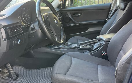 BMW 3 серия, 2011 год, 800 000 рублей, 11 фотография