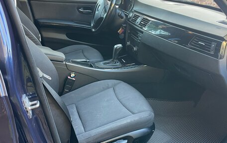 BMW 3 серия, 2011 год, 800 000 рублей, 13 фотография