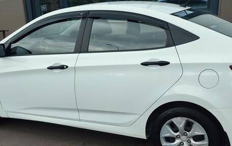 Hyundai Solaris II рестайлинг, 2015 год, 1 100 000 рублей, 7 фотография