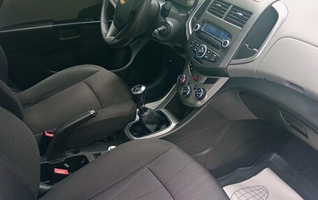 Chevrolet Aveo III, 2013 год, 650 000 рублей, 17 фотография