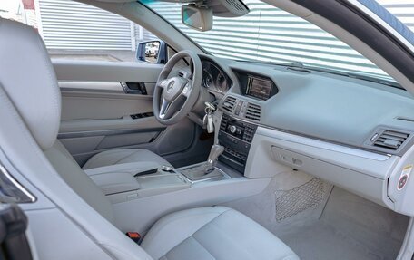 Mercedes-Benz E-Класс, 2012 год, 1 495 000 рублей, 19 фотография