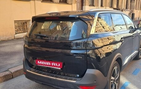 Peugeot 5008 II, 2023 год, 3 999 999 рублей, 7 фотография