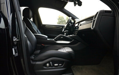 Porsche Cayenne III, 2019 год, 8 999 000 рублей, 34 фотография
