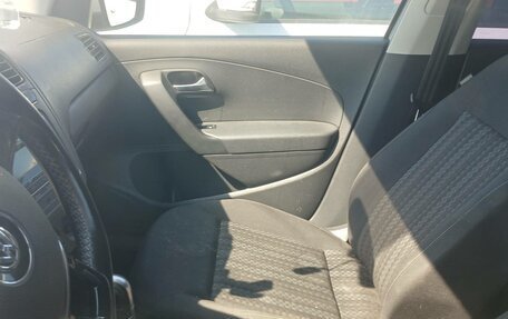 Volkswagen Polo VI (EU Market), 2016 год, 1 043 000 рублей, 4 фотография