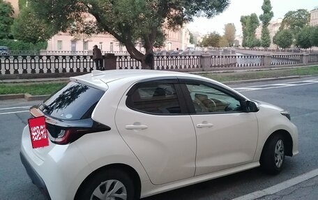 Toyota Yaris, 2020 год, 1 200 000 рублей, 6 фотография