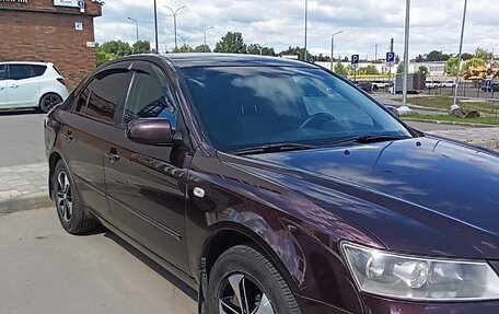 Hyundai Sonata VI, 2007 год, 675 000 рублей, 2 фотография