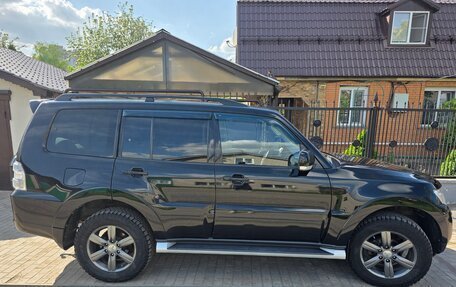 Mitsubishi Pajero IV, 2015 год, 2 750 000 рублей, 4 фотография