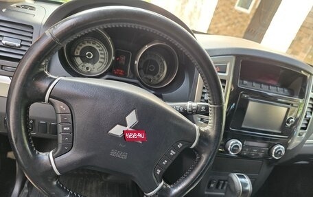 Mitsubishi Pajero IV, 2015 год, 2 750 000 рублей, 14 фотография