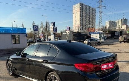 BMW 5 серия, 2019 год, 2 930 000 рублей, 2 фотография