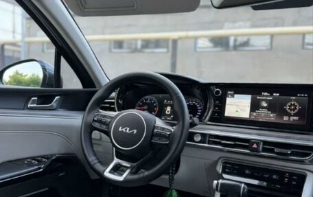 KIA K5, 2023 год, 2 430 000 рублей, 9 фотография
