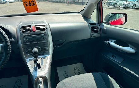 Toyota Auris II, 2009 год, 849 999 рублей, 15 фотография