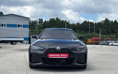 BMW i4, 2023 год, 3 фотография