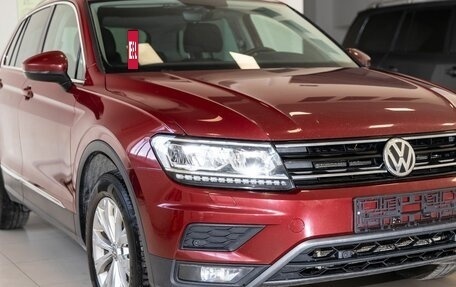 Volkswagen Tiguan II, 2018 год, 2 100 000 рублей, 9 фотография