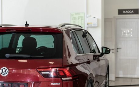 Volkswagen Tiguan II, 2018 год, 2 100 000 рублей, 17 фотография