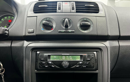 Skoda Fabia II, 2011 год, 650 000 рублей, 12 фотография