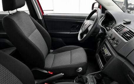 Skoda Fabia II, 2011 год, 650 000 рублей, 17 фотография