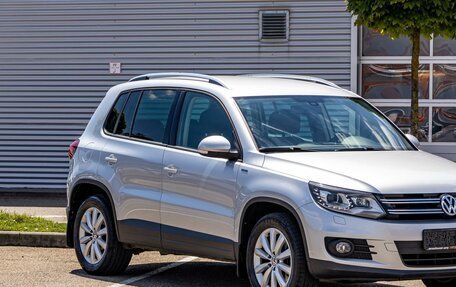 Volkswagen Tiguan I, 2016 год, 1 855 000 рублей, 7 фотография