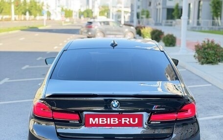 BMW 5 серия, 2019 год, 4 350 000 рублей, 3 фотография