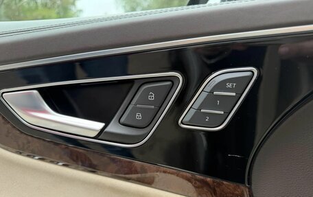 Audi Q7, 2018 год, 4 490 000 рублей, 13 фотография
