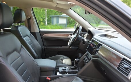 Volkswagen Teramont I, 2018 год, 4 100 000 рублей, 21 фотография