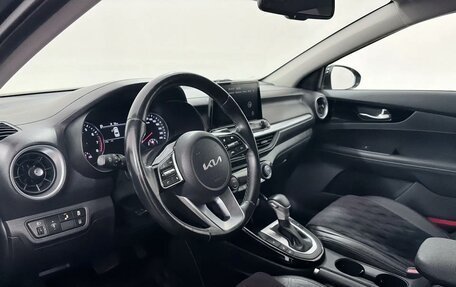 KIA Cerato IV, 2022 год, 2 199 000 рублей, 23 фотография