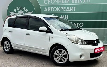 Nissan Note II рестайлинг, 2011 год, 620 000 рублей, 2 фотография