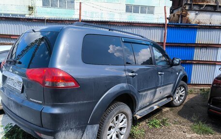 Mitsubishi Pajero Sport II рестайлинг, 2013 год, 1 290 000 рублей, 3 фотография