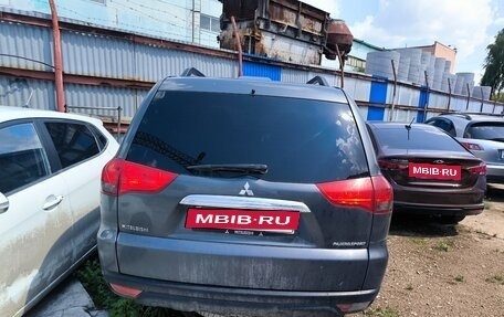 Mitsubishi Pajero Sport II рестайлинг, 2013 год, 1 290 000 рублей, 2 фотография